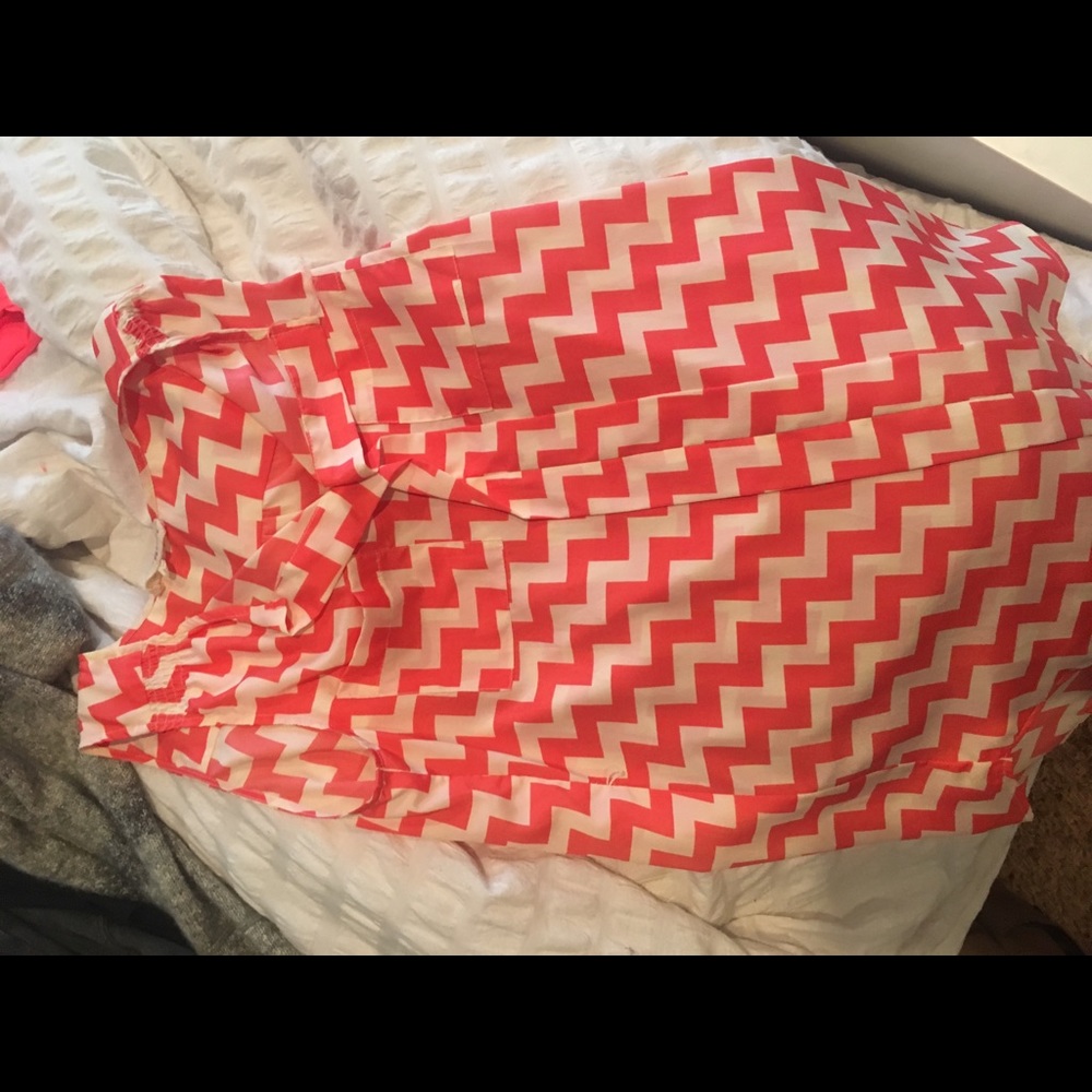 Chevron pink tank top
